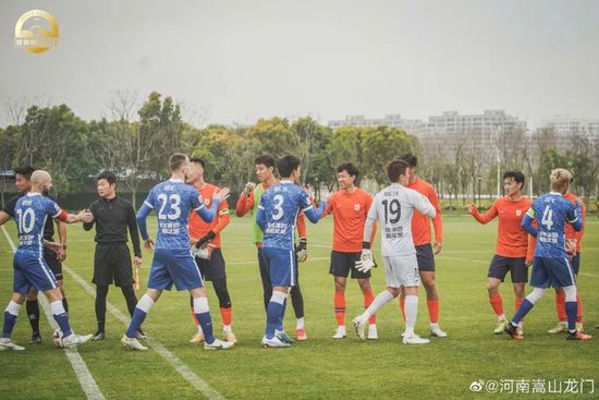 姜加玲